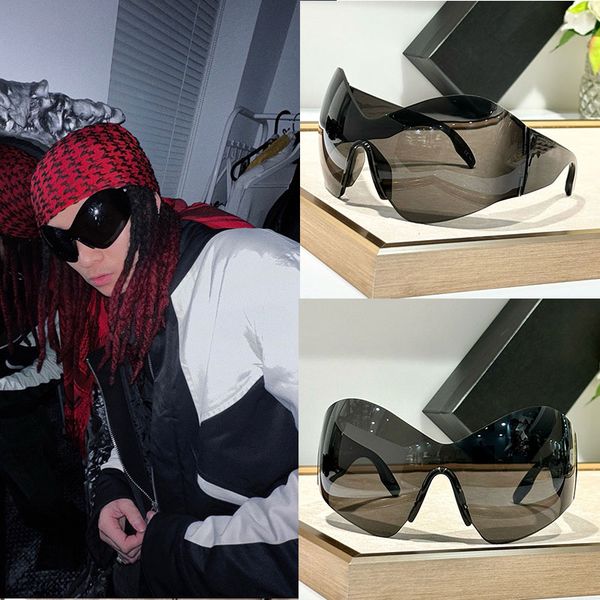 

Designer Mens Black Mask Butterfly Sunglasses 0180 Womens Designer Large Mask Shape eyeglassesBlack Nylon High Quality Sunglasses Outdoor Riding eyeglasses