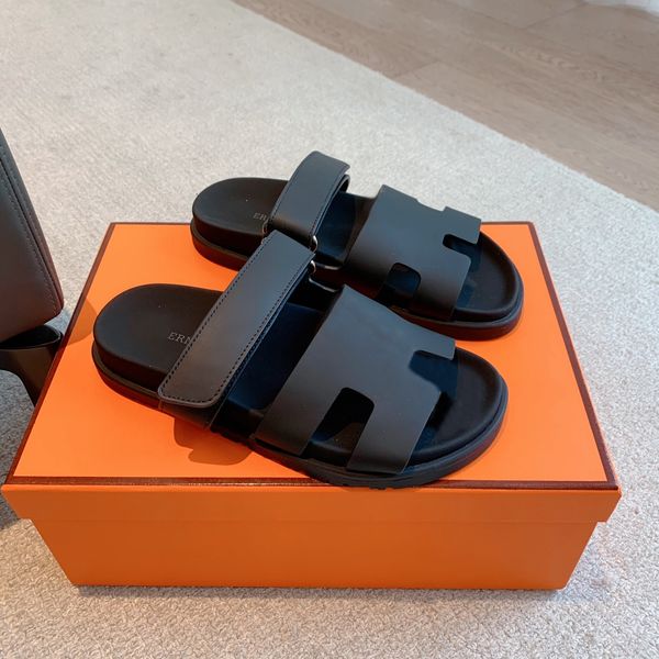 

Designer Best Quality Sliders Luxury Chypre andals Outwear Leisure Vacation beach flat bottom Slipper Genuine Leather Slippers for Parties Women Men size 35-44, Black