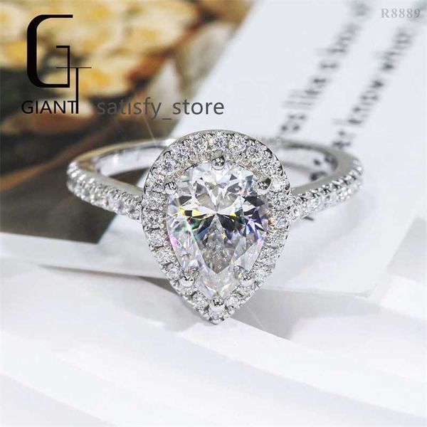 

Pear Cut Halo Dia Style Sterg Sier 2.0CT Moissanite Engagement Ring For Women