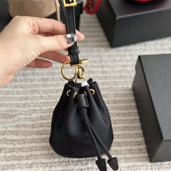 

Mini String Coin Purse Designer Hang Pouch Woman Man Nylon Bucket Purses Tiny Wallet Fashion 3 Colors 10A, 2 khaki(7.5*6cm)