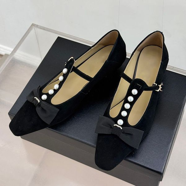 

Womens Chunky Heel Dress Shoes Designer Lambskin/Suede Pearl Bow Mary Jane Shoes Vintage Black Square Toe Outdoor Casual Shoes Classic 2 Colors With Dust Bag