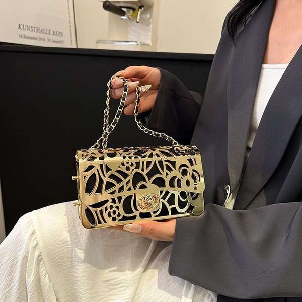 

2024 New Metal Fashion Hollow Personalized Banquet Single Cross Shoulder Small Fragrant Style Women's Bag, Multi