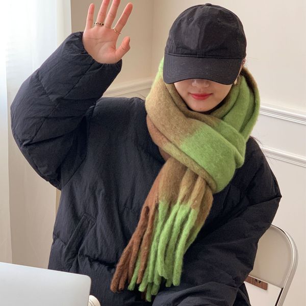 

1-786 Knitted Solid Hue Scarf for Women Cozy Stylish Choice for Students