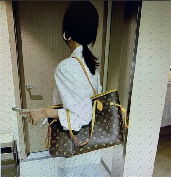 

Luxurys Designer bags Handbags Men Leather TRIO Messenger Bags Luxury Shoulder Make up Bag Designer Handbag Tote Man's bag, Gold