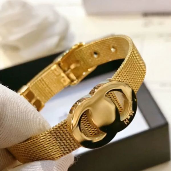 

Luxury Letters Bracelets Bangles Gold Silver Stainless Steel Lovers 18K Gold Plated Wristband Cuff Women Wedding Party Jewelry Gifts