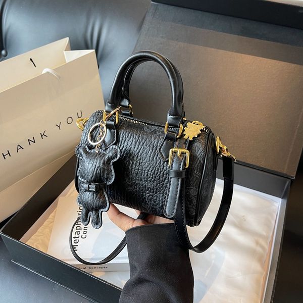 

Free shipping New Single Shoulder Bag for Women Leisure flap womens bear Printed handbag crossbody messenger bag, Gold