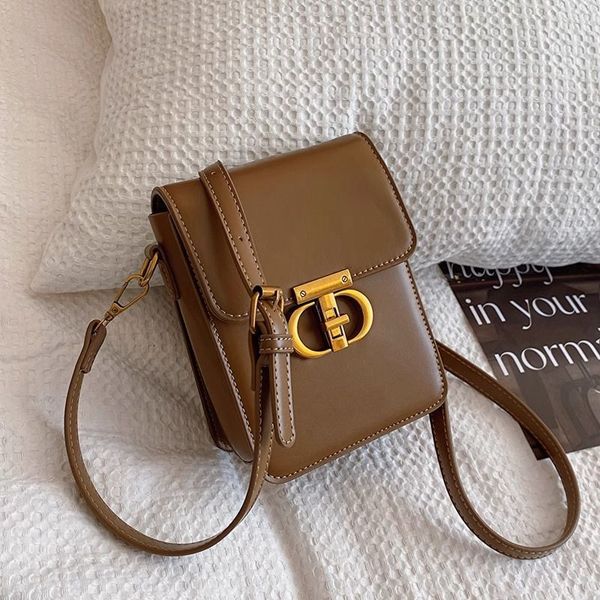 

Black Crossbody Messenger Bag for Women - Single Shoulder, Metal Buckle, Leisure Style, Multi-color