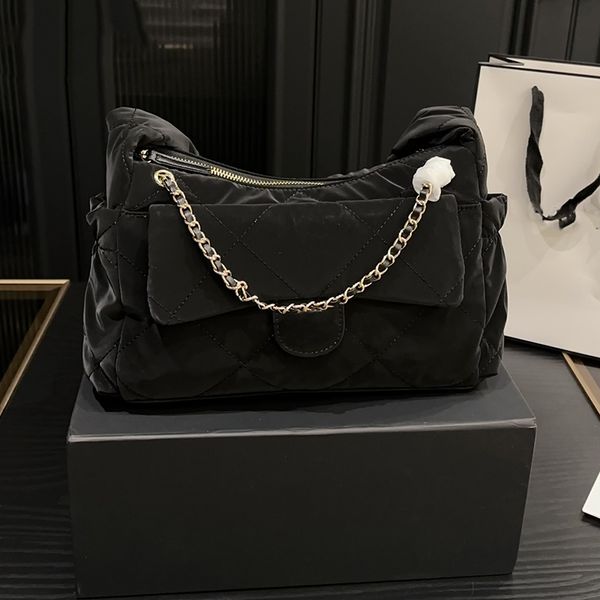 

Designer bags Classic Luxury Women Leather Shoulder Bag Armpit bag Handbag Second hand Beach bag Chain handbag Shopping Bag Large capacit Tote Travel bag 27m, Black