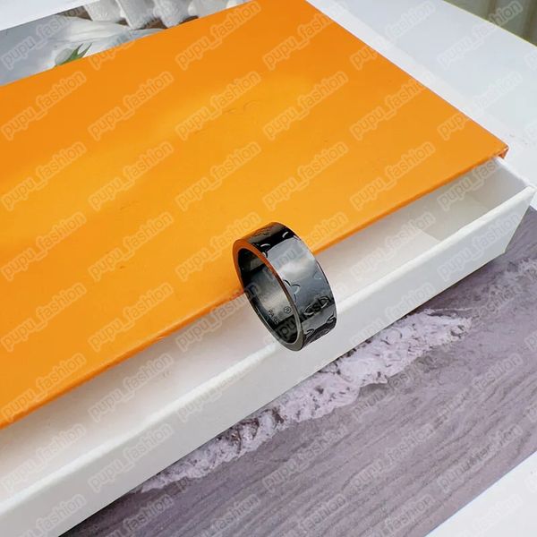 

2025 Mens Womens Designer Heart Rings Letter Love Shaped Ring For Men Luxury Jewelry Engagement Gift Ringe Band Silver Gold Rings G24453BF