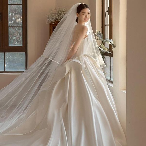 

GG57344 Sophisticated Strapless Bride's Dress - Sleek Satin Material with Large Train for Weddings (Light Luxe Collection), Green