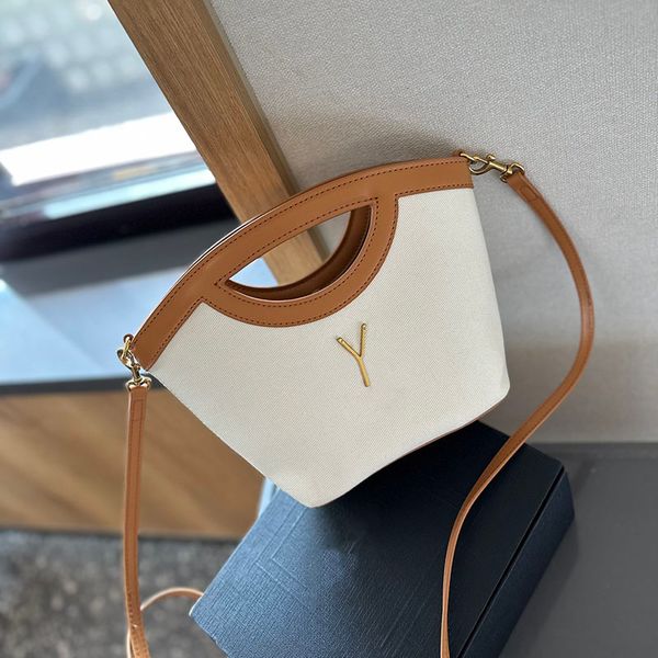 

Designer Bag Woven Handbag Beach Bag Tote Bag Women's Classic Grass Shoulder Bag Medium Handbag Brand Bag Large Capacity Bag Chain bag Fortune Bag 20cm, Black
