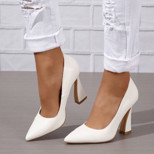 

New shoes in stock in Europe and America, pointed and fashionable high heels for women's shoes, one foot for women's designer shoes white