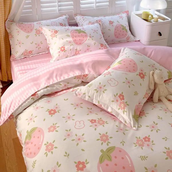 

Pink Strawberry ral Bedding Set with Flat Sheet Pillowcase | Soft & Thick Washed Cotton Bedclothes, Aqua