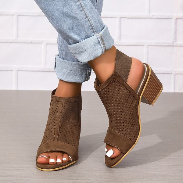 

European and American round toed shoes, fashionable oversized high heels, women's shoes, solid color designer shoes, one foot wearing women's sandals, Light tan
