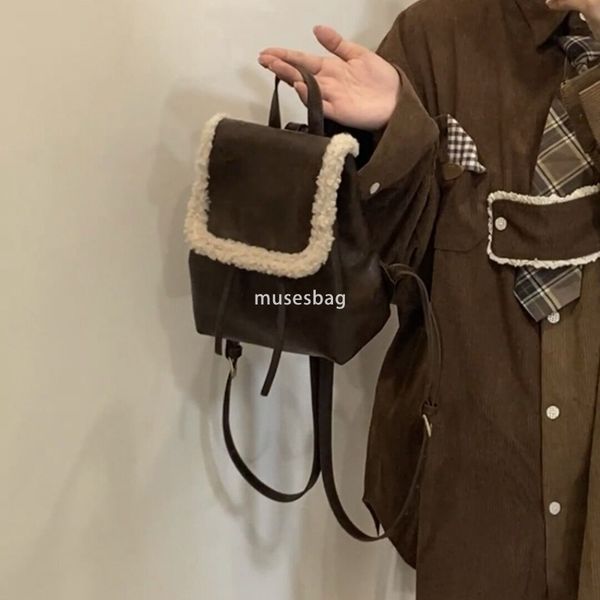 

French women's high-end winter new classic retro plush practical and lightweight backpack Korean Instagram simple and versatile lamb wool casual splicing bag, Coffee