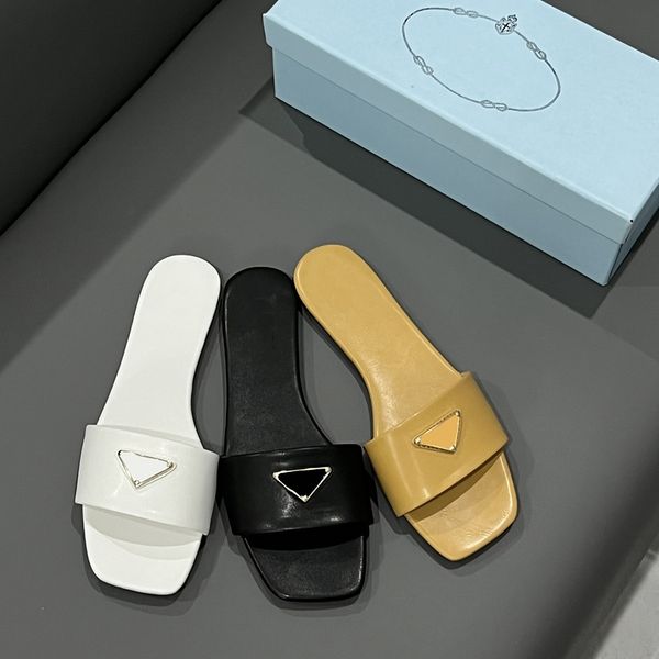 

Designer flat slides slippers luxury sandals beach women fashion flip flop letter platform slipper summer ladies patent leather low heel shoes, C1