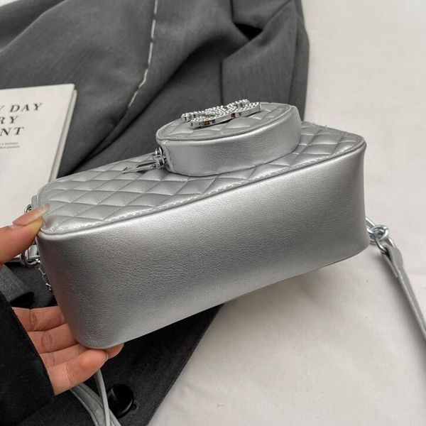 

Factory wholesale women's handbags in summer Joker spice girl studded chain bag light classic sewing fashion mobile phone bag trend classic rhombic backpack 61989#, Welfare color/regular packaging