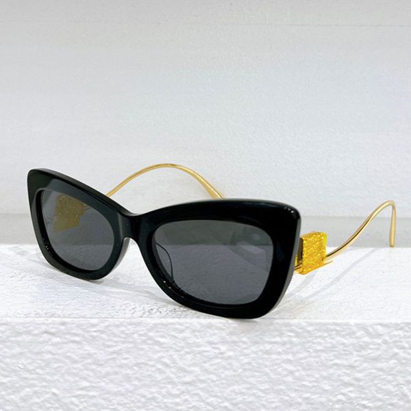 

Innovative design sunglasses D4461B Womens Trend Sunglasses UV400 proof acetate frames Metallic Wave mirror legs Designed for Womens photography sunglasses