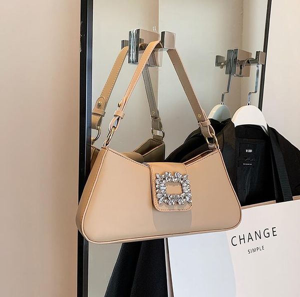 

Sales factory ladies shoulder bags 5 colors street trend solid color leather mobile phone bag elegant diamond handbag this year's popular buckle backpack 6163#, Red