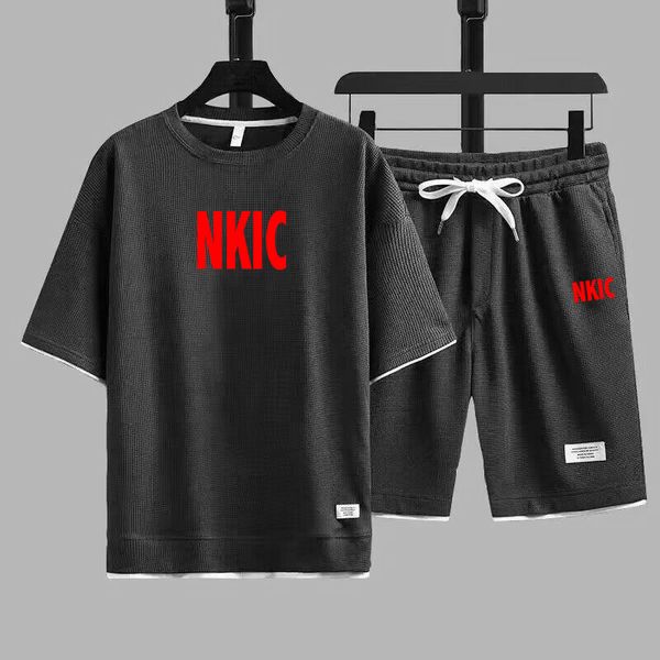 

Summer Men' Fitness Fashion Men' Sportswear Suit Brand LOGO Print Sports Suit Short Sleeve T-Shirt Shorts 2 Piece Set, Dark grey
