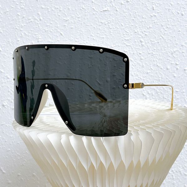 

Fashionable Mens Womens designer face mask sunglasses 1422 Mens new large wind mirror UV400 protective cool lens design Womens outdoor casual sunglasses