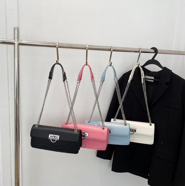 

Outlet factory shoulder bags 4 colors flip folding buckle chain bag small fresh embossed leather handbag this year popular crocodile mobile phone coin purse 2527#, Image colors