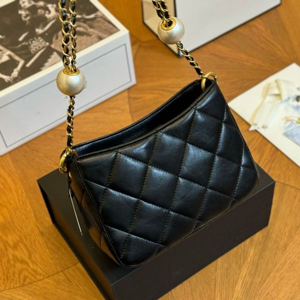 

Designer bags Women luxurys Fashion Shoulder bag Armpit bag Pearl Hobo Handbags Crossbody Bags Chain bag Beach bags Shopping bags Messenger Fortune bag 20m, White