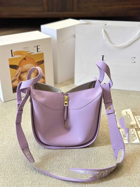 

LEW2024 New Fashion Dumpling Bag Lightweight Small Body Bag Underarm Bag party clutch bags for women purses ladies handbags evening clutches, Red