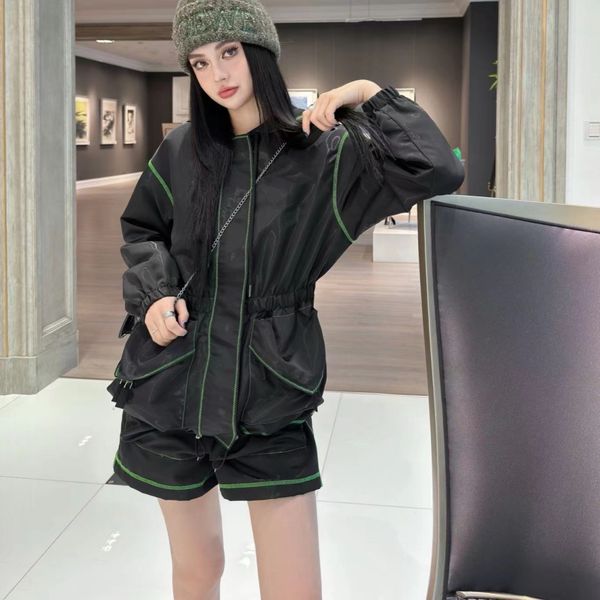 

Womens Tracksuits Designer Woman Two Piece Set Summer Classic triangle logo hooded zipper sweatshirt jacket elastic waist shorts set, A set