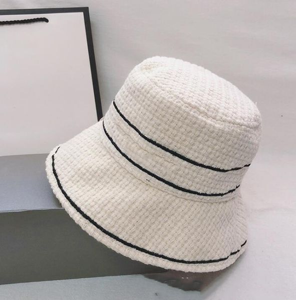 

Winte Autumn Beanie Patchwork Black White Letter Bucket bonnet Hats Fashion Fisherman Men Women winter Hat Buckets s