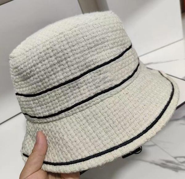

bonnet Men Women Fashion Bucket Hat Letter Beanie s Black White Fisherman Buckets Hats Patchwork Autumn Winte