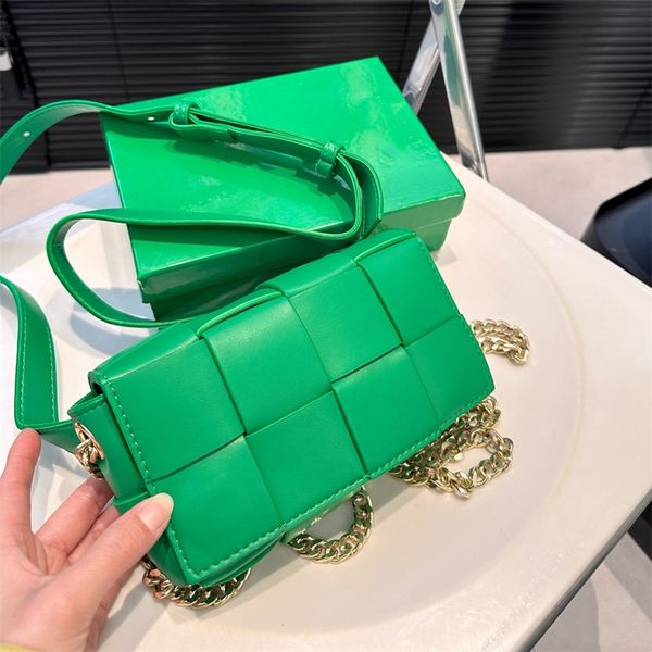 

Woman Crochet Shouder Bags Mini Crossbody Chain Bag Designer Cross Body Phone Bags Fashion Purse Leather 10A, Fuchsia(18*10cm)