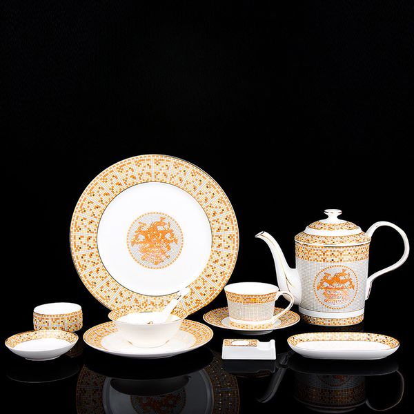 

Bone China Tableware Suit Modern European Overglazed Color Figure Ceramic Bowl Dish Plate High-End Hotel 10 Gift Boxes, Pink