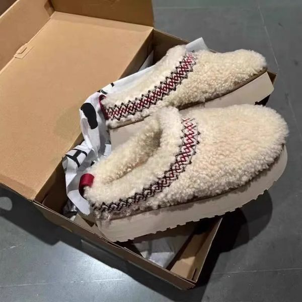 

2024 Winter Women Fur Slippers Ankle Boots Flats Platform Short Plush Warm Flip ps Cotton Shoes Designer Brand Snow Botas
