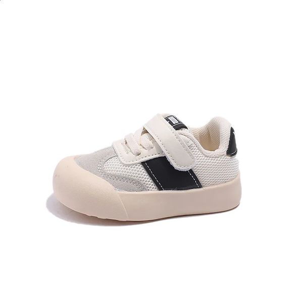 

Skin friendly breathable and stylish protective wide toe sports shoes for young children 240716, Black