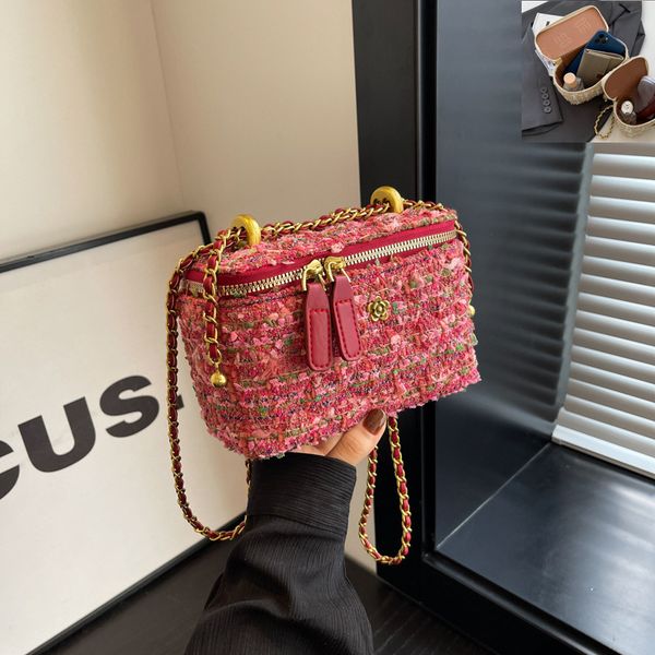 

Outlet factory women shoulder bag French striped chain bag simple atmosphere woolen portable box bag street trend rhombus women mobile phone coin purse 28217#, Red