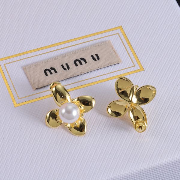 

Designer Gold Stud for Womens Pendants Geometric Sier Charm Jewelry Fashion Ear Studs Hoop Earring Woman Designers Earrings Gifts
