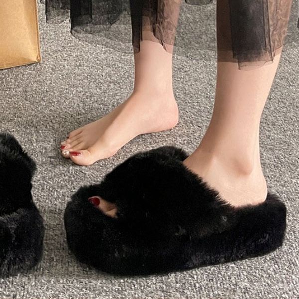 

2024 Designer Women's Summer rubber flat bottom Slippers White Blue Beige Indoor Comfortable Thick Plush Panda sandal Size 35-41, Grey