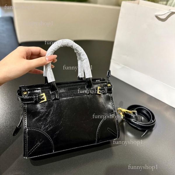 

Stylish women's crossbody bag Famous designer women's Handbag Women's Tote crossbody purse PU leather, Deep blue