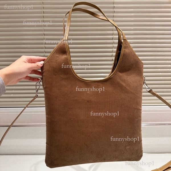 

Versatile high-quality bags Large capacity commuter must-have striped tote underarm bag Fashion trend high-end, Brown