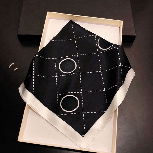 

Designer Scarf Silk Scarf Head Scarf For Women Summer Luxurious Scarf High End Classic Letter Pattern Designer Shawl Scarves Gift Easy to match Soft Touch 70*70cm/5*86c
