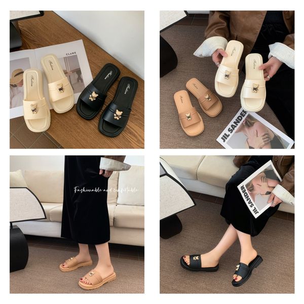 

Slippers Summer Fashion 16 Round Hole Eva Men Women Breathable Sandal Injection Garden Shoes Hole Shoes, White