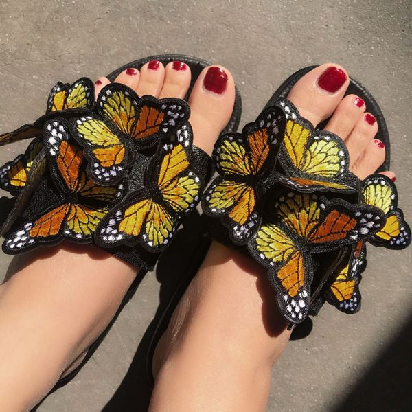 

2024 summer new fashion slippers mens womens Butterfly decoration non slip thick soled black green slippers, Blue