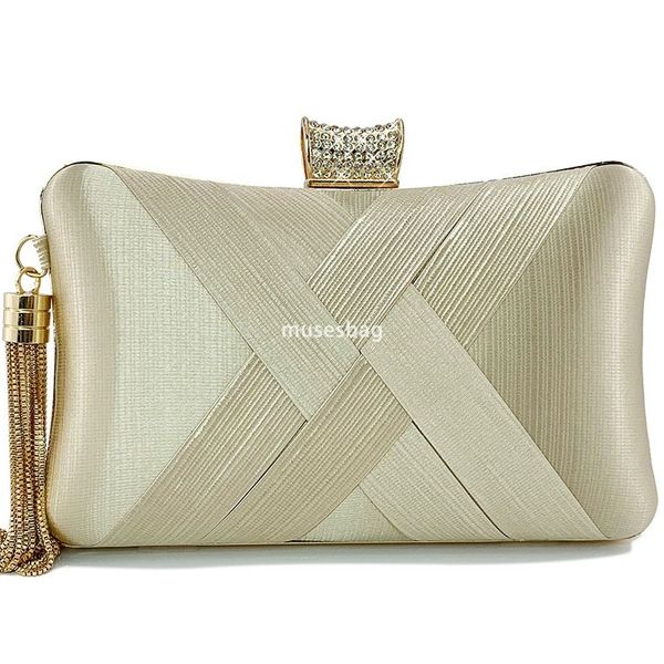 

New high quality Designer bag Fringe metal braided diamond buckle Banquet evening clutch bag, Black