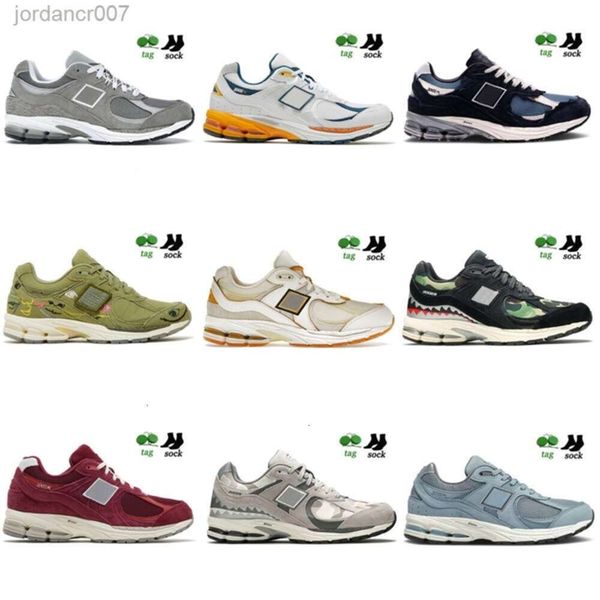 

Factory Men Women Casual Triple Black White Protection Pack Pink Rain Cloud Phantom Sea Salt Designer Basketball Shoes OG Sneakers Trainer, Grey