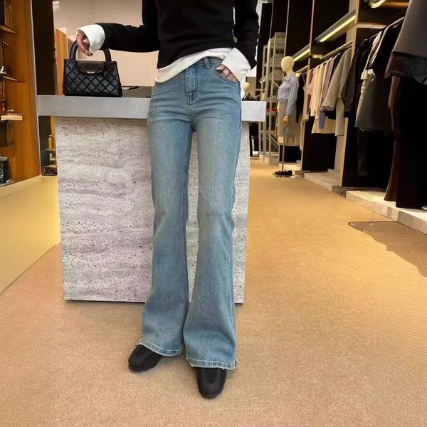 

womens jeans designer jeans women miui 24ss New Vintage High Waist Studded Diamonds Casual Horn Jeans Classic Vintage Fashion Versatile, Blue