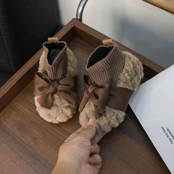 

High Quality Girls winter shoes soft and fluffy princess walking cotton fashionable bow version childrens leather boots T241102, Brown