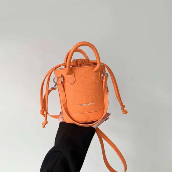 

PU Bucket Top-Handle Interior Compartment Women's on Sale 2024 Solid Shoulder Bags Sewing Thread Bolsas De Ombr BFP2411024 PTP1, Pink