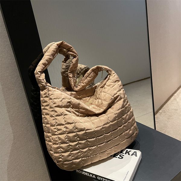 

New Spring Handbags: Checkered Tote Bag Women, Large Capacity Shoulder Simple Crossbody Bag, Ideal for Daily Use, Split