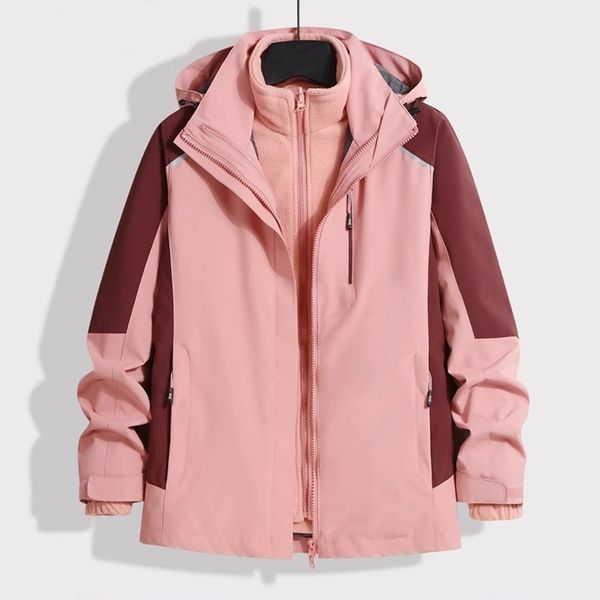 

Heavy-Duty Outdoorsy Parka with Versatile Layered Fleece for Extreme Winters, Red